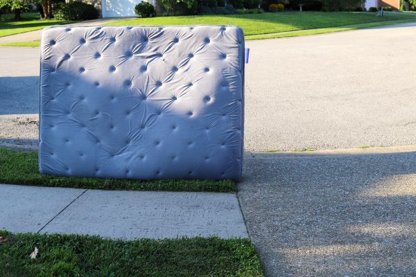 Mattress Removal Service in Redford