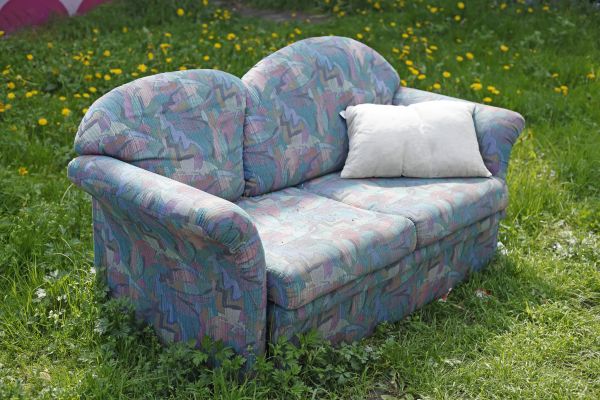 Couch Disposal in Redford