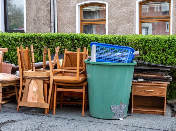 Chair Disposal Service in Redford